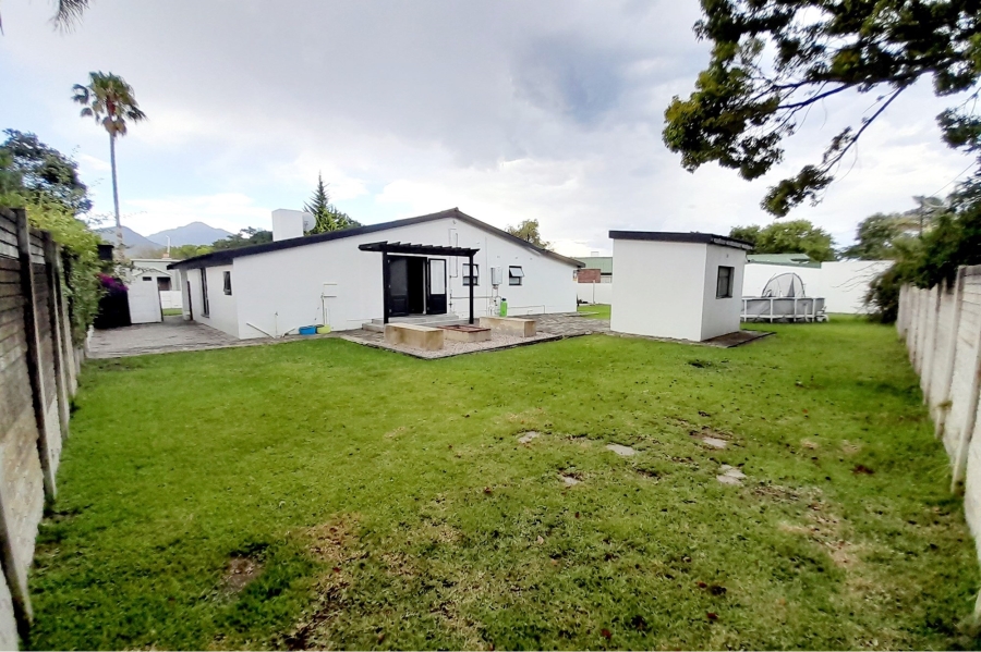 3 Bedroom Property for Sale in George East Western Cape